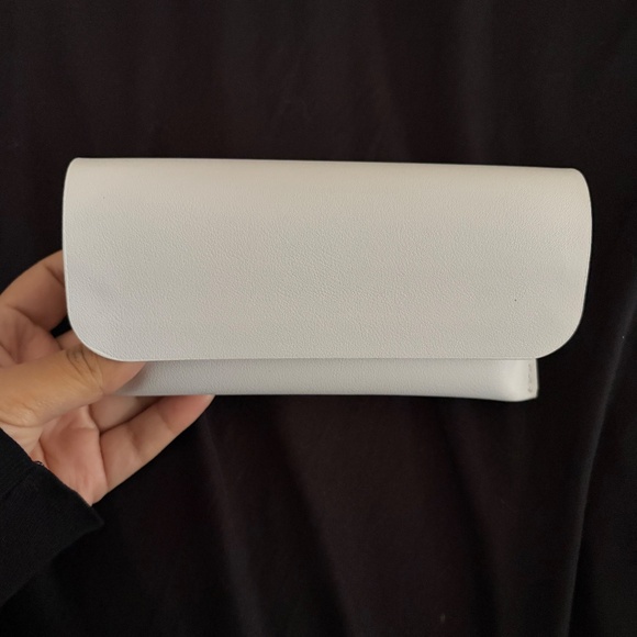 Elisa Johnson Jane Sunglasses - Picture 4 of 4